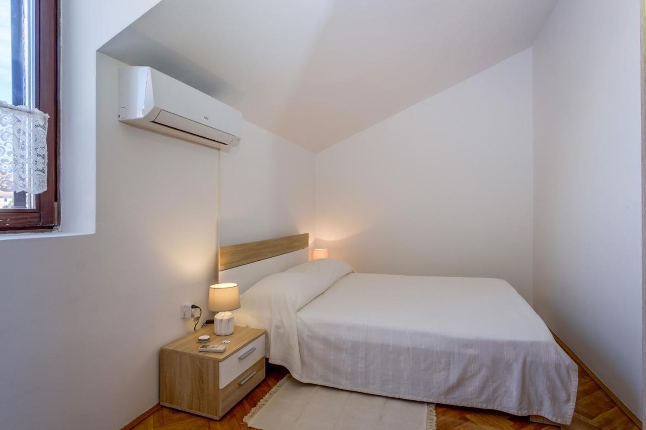 Apartamento Oaza Mali Lošinj Exterior foto